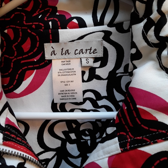 NWOT  a' la carte - Picture 3 of 5